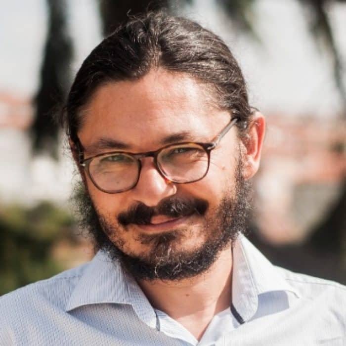Ulaş Tol